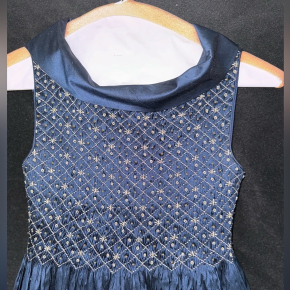 Girls Navy Blue Evening Gown Size 8 - Picture 5 of 6